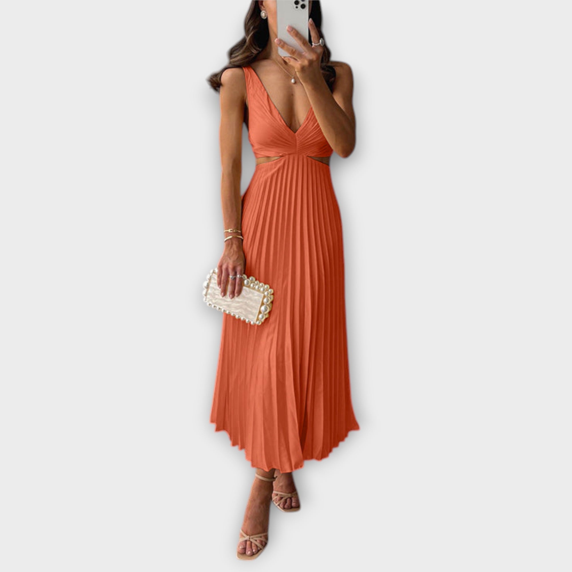 Rochie elegantă midi de seară cu pliuri