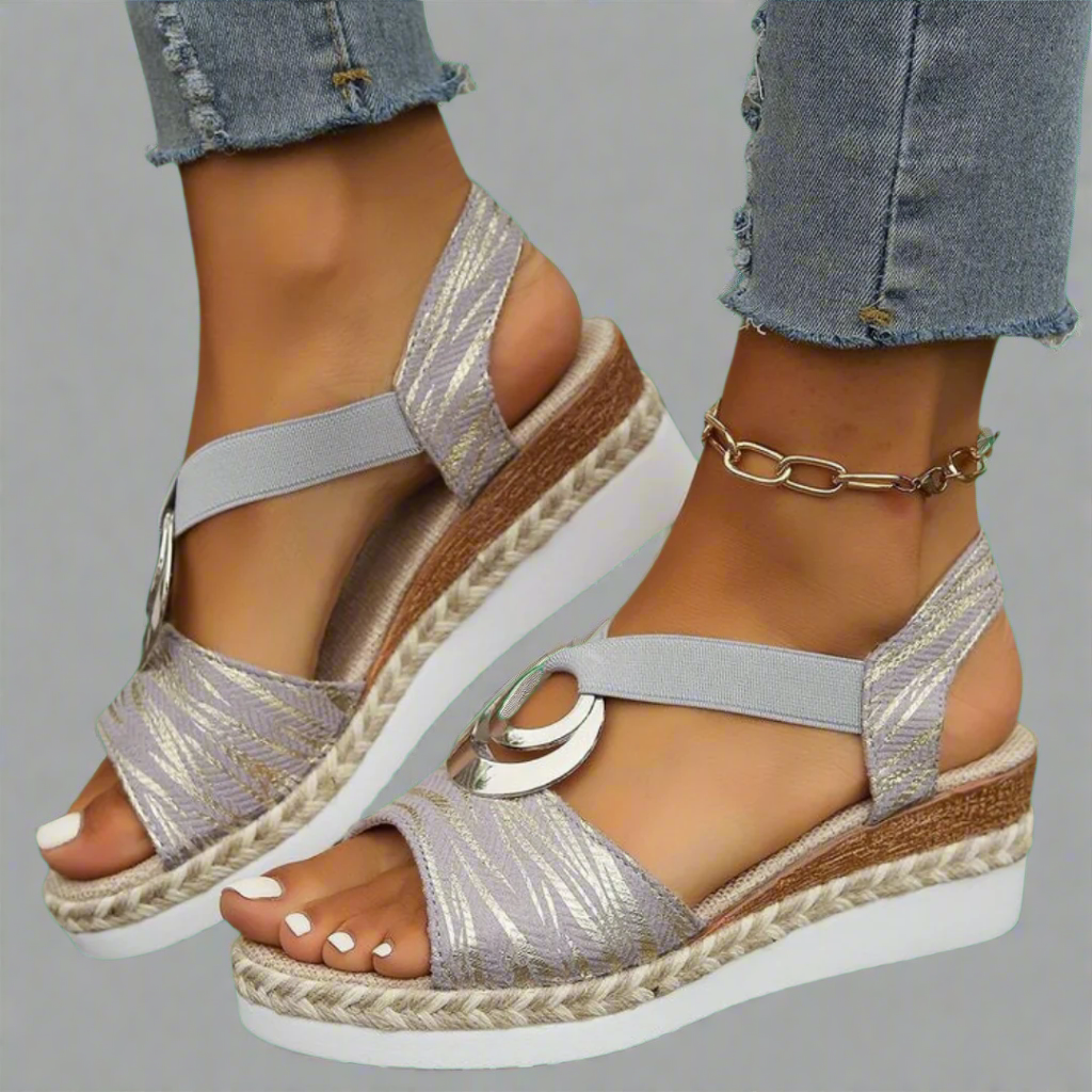 Daphne | Sandale Wedge Stilate din Material Premium