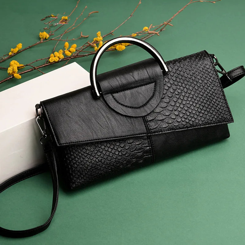 celine™ – geantă de mână structurată din piele ecologică