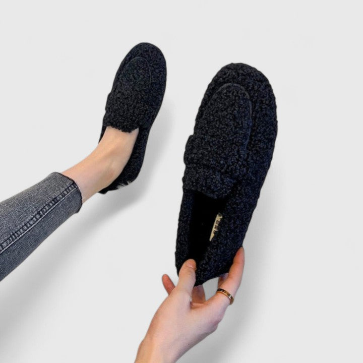 Solenne | Papuci călduroși cu un design elegant