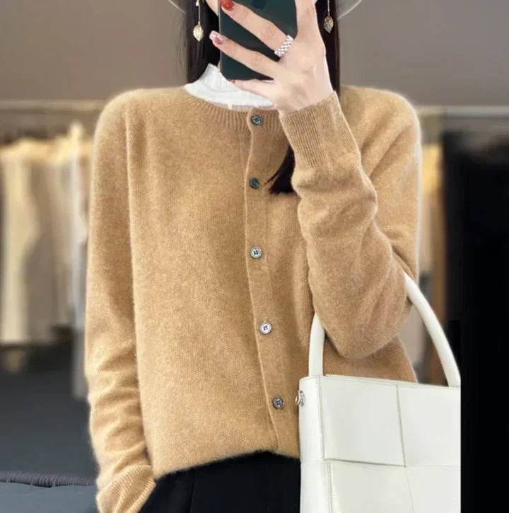 ANNIKA | Cardigan din Lână Moale