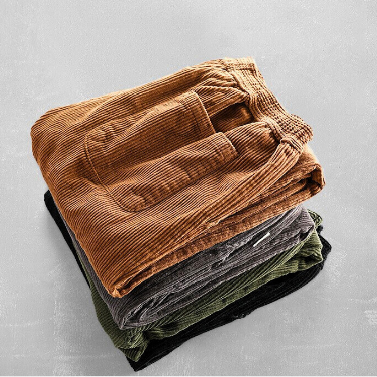 McKinley Catifea Pantaloni