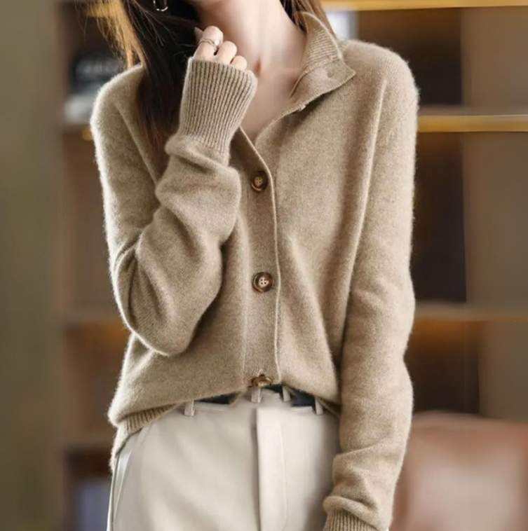Neva™ - Cardigan elegant cu guler din lână delicată