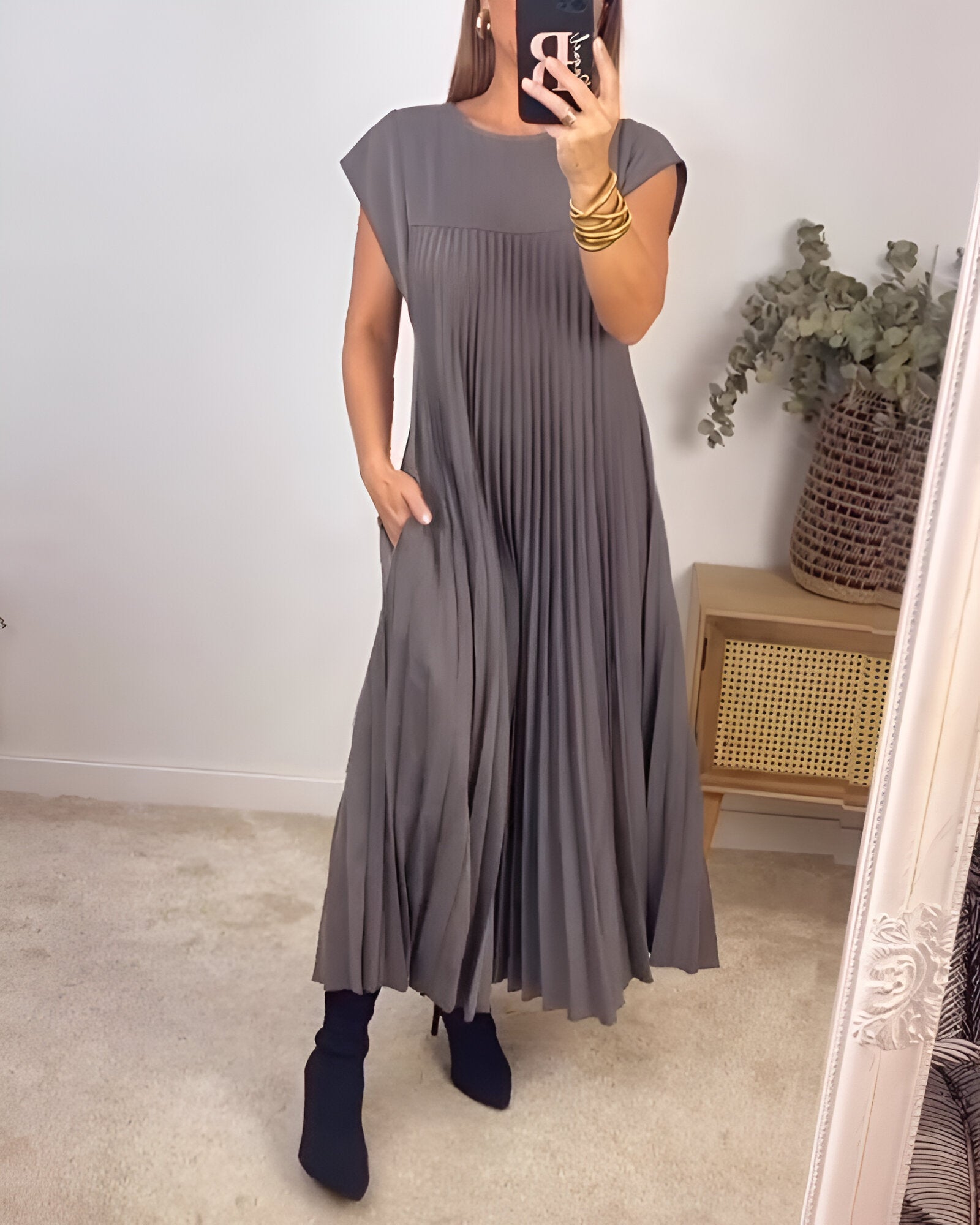 Jolijn™ | Rochie atemporală și confortabilă