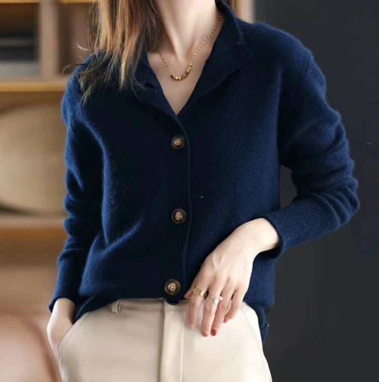 Neva™ - Cardigan elegant cu guler din lână delicată