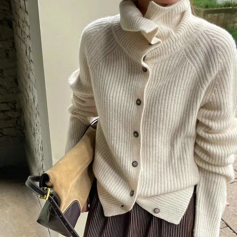 Marta™ - Cardigan Elegant cu Guler Înalt