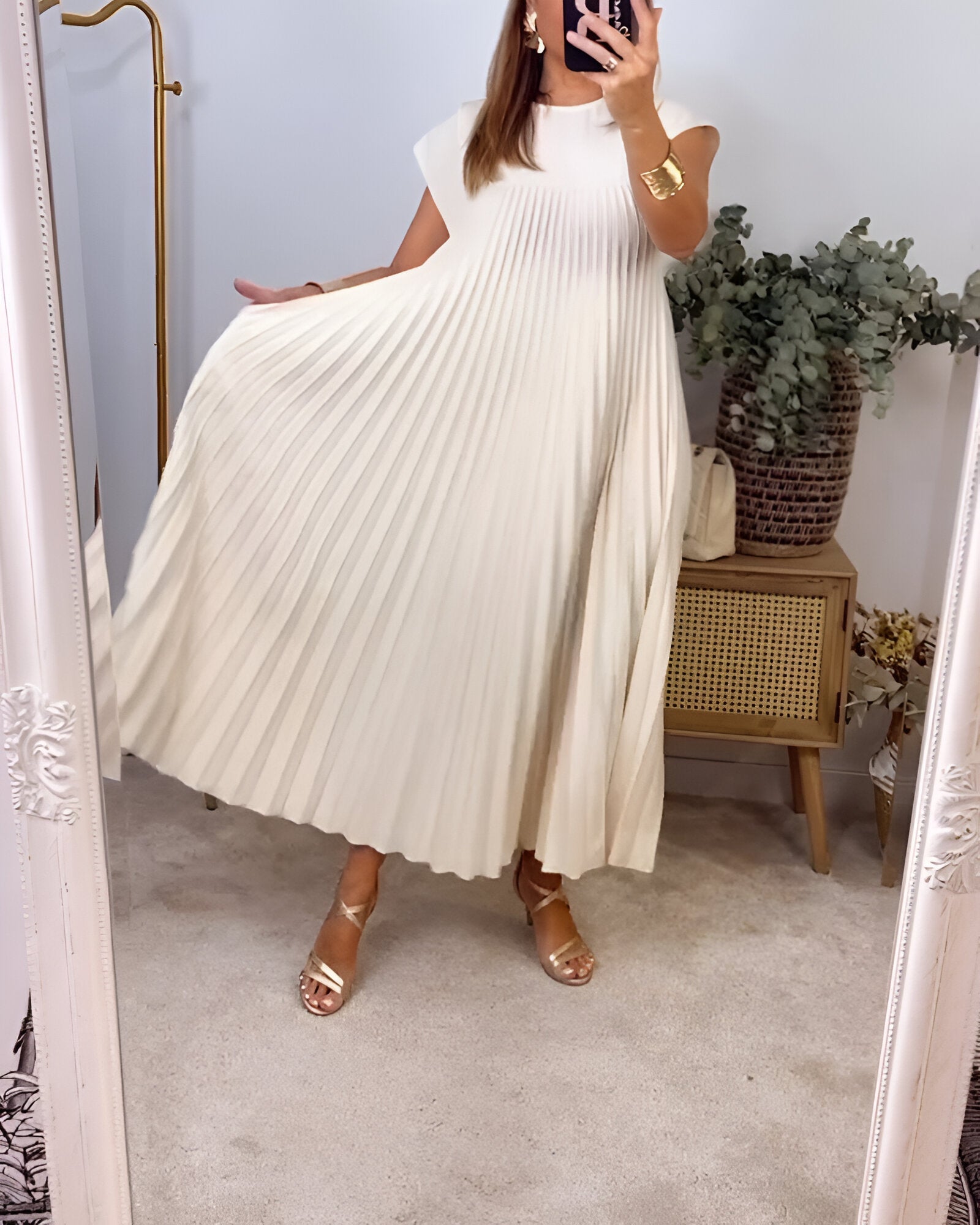 Jolijn™ | Rochie atemporală și confortabilă