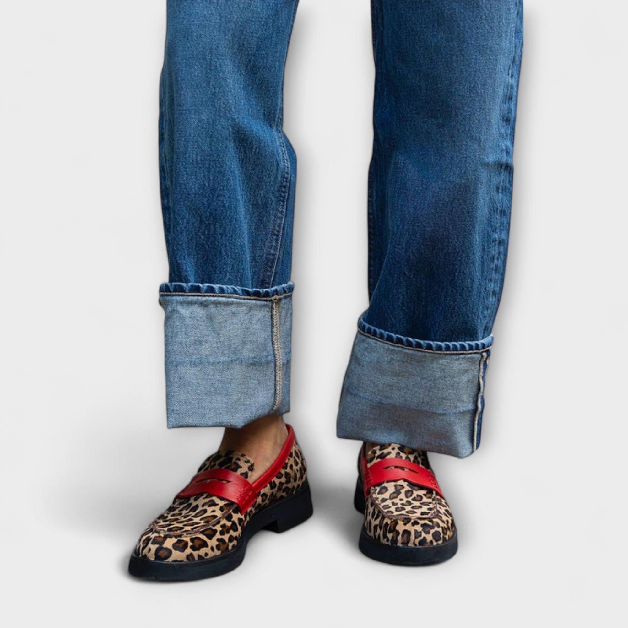Savrani™ | Motiv leopard și vârf rotund