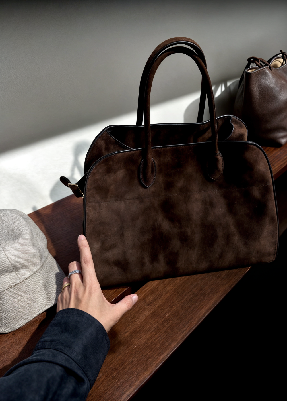 Geantă de umăr Aurora Suede BB