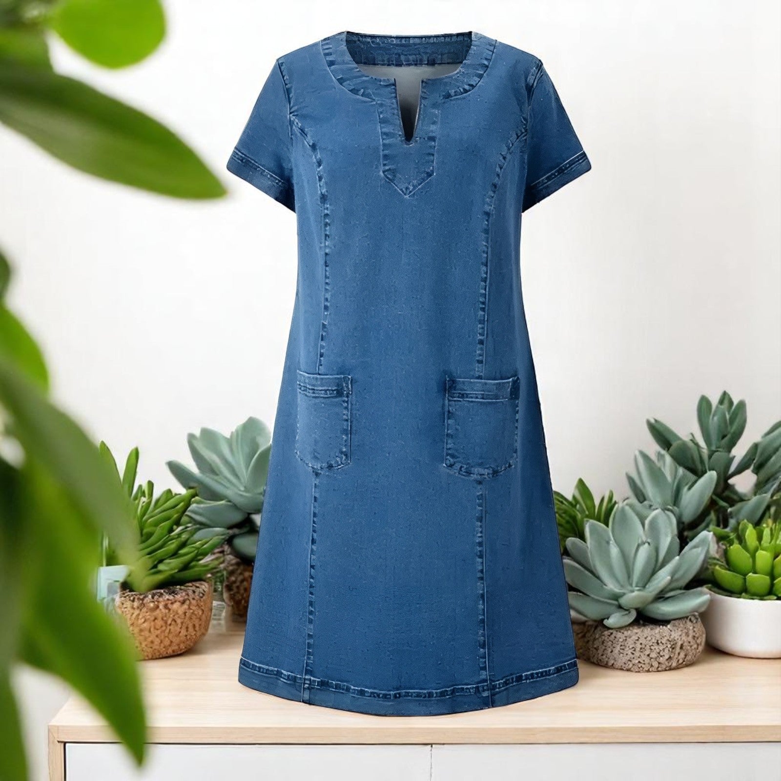 Julia | Rochie Denim Moale cu Buzunare Frontale
