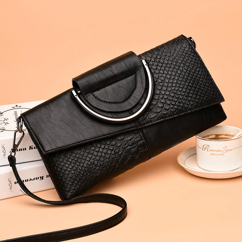 celine™ – geantă de mână structurată din piele ecologică