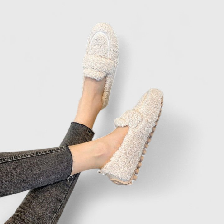 Solenne | Papuci călduroși cu un design elegant