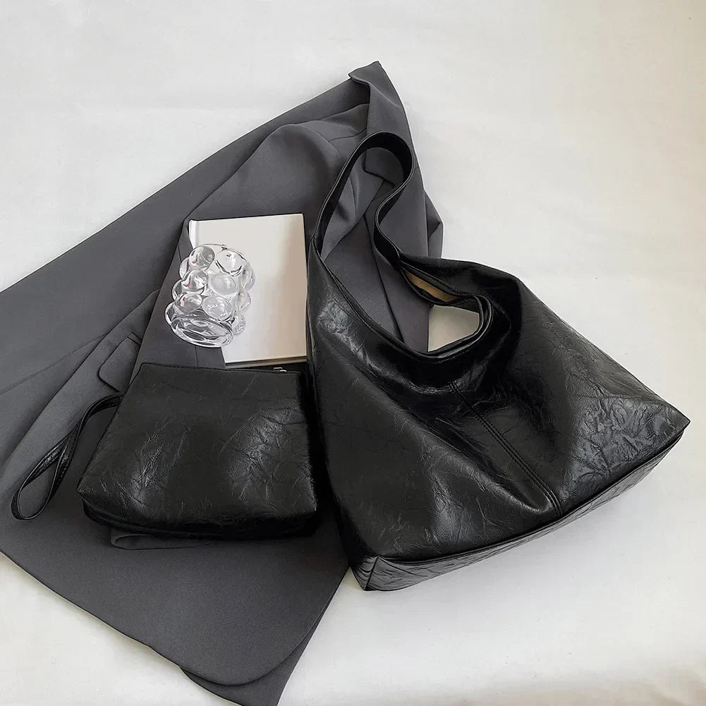 liv™ – geantă hobo relaxată cu aspect de piele