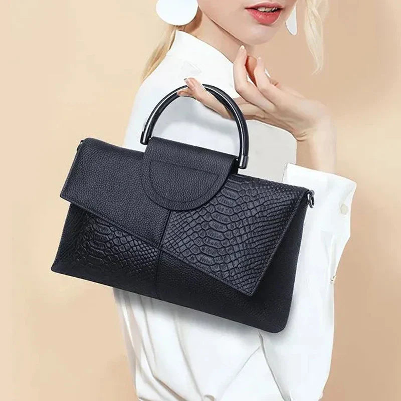 celine™ – geantă de mână structurată din piele ecologică
