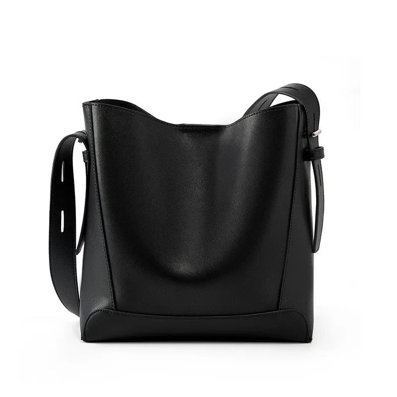 tine™ – geantă de umăr elegantă, de culoare bej, cu mânere inspirate de curea
