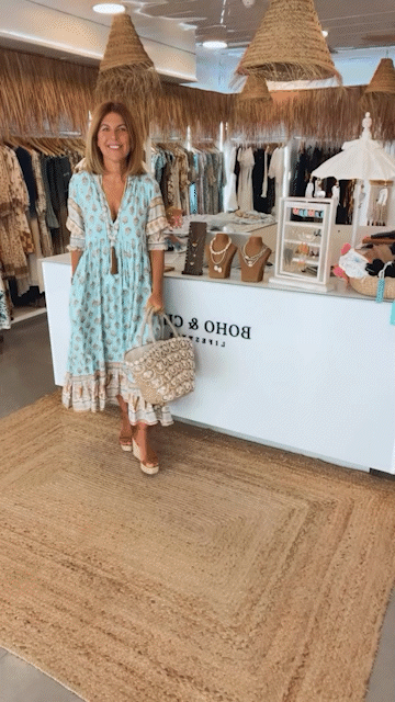 Rochie Strălucitoare de Vară
